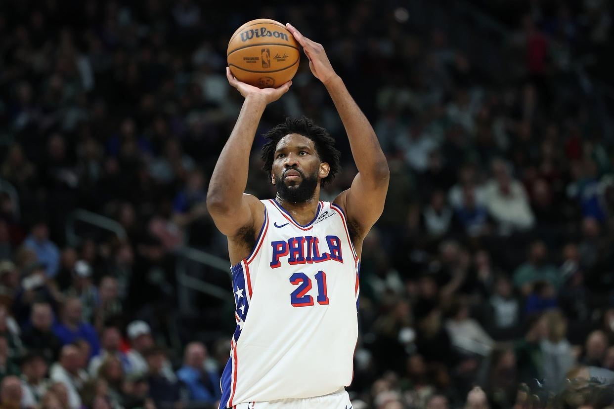 步行者力克天津队,恩比德点燃赛场 步行者力克天津队,恩比德点燃赛场