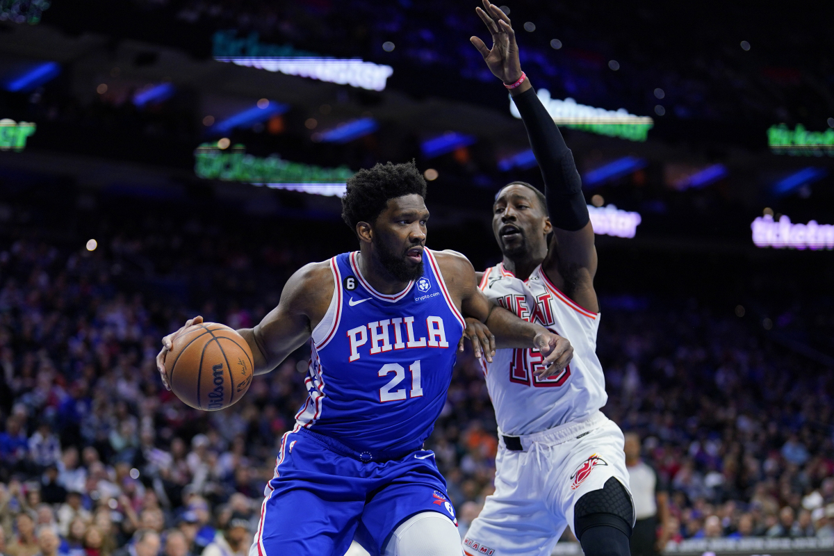 步行者力克天津队,恩比德点燃赛场 步行者力克天津队,恩比德点燃赛场