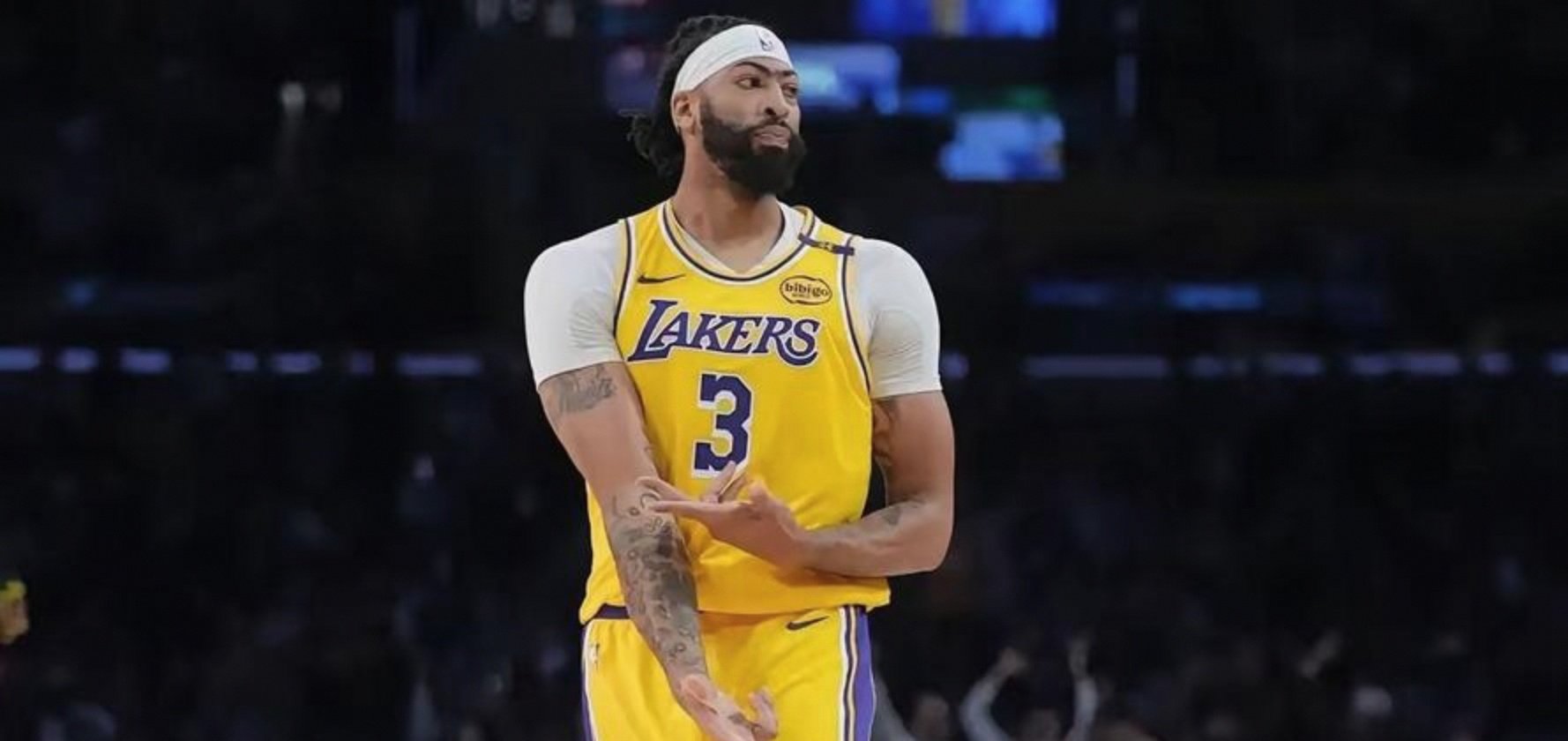 广东队逆转独行侠，浓眉哥惊艳四座