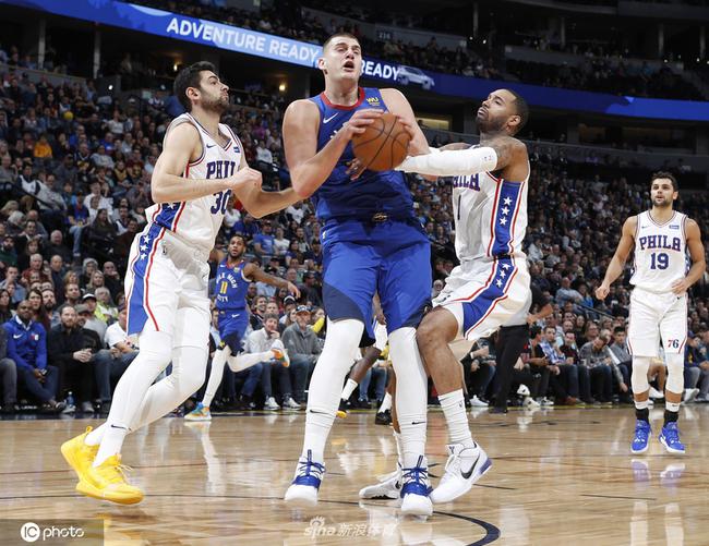 吉林队逆转上海队,保罗带队取胜 吉林队逆转上海队,保罗带队取胜