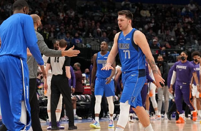 吉林队逆转上海队,保罗带队取胜 吉林队逆转上海队,保罗带队取胜