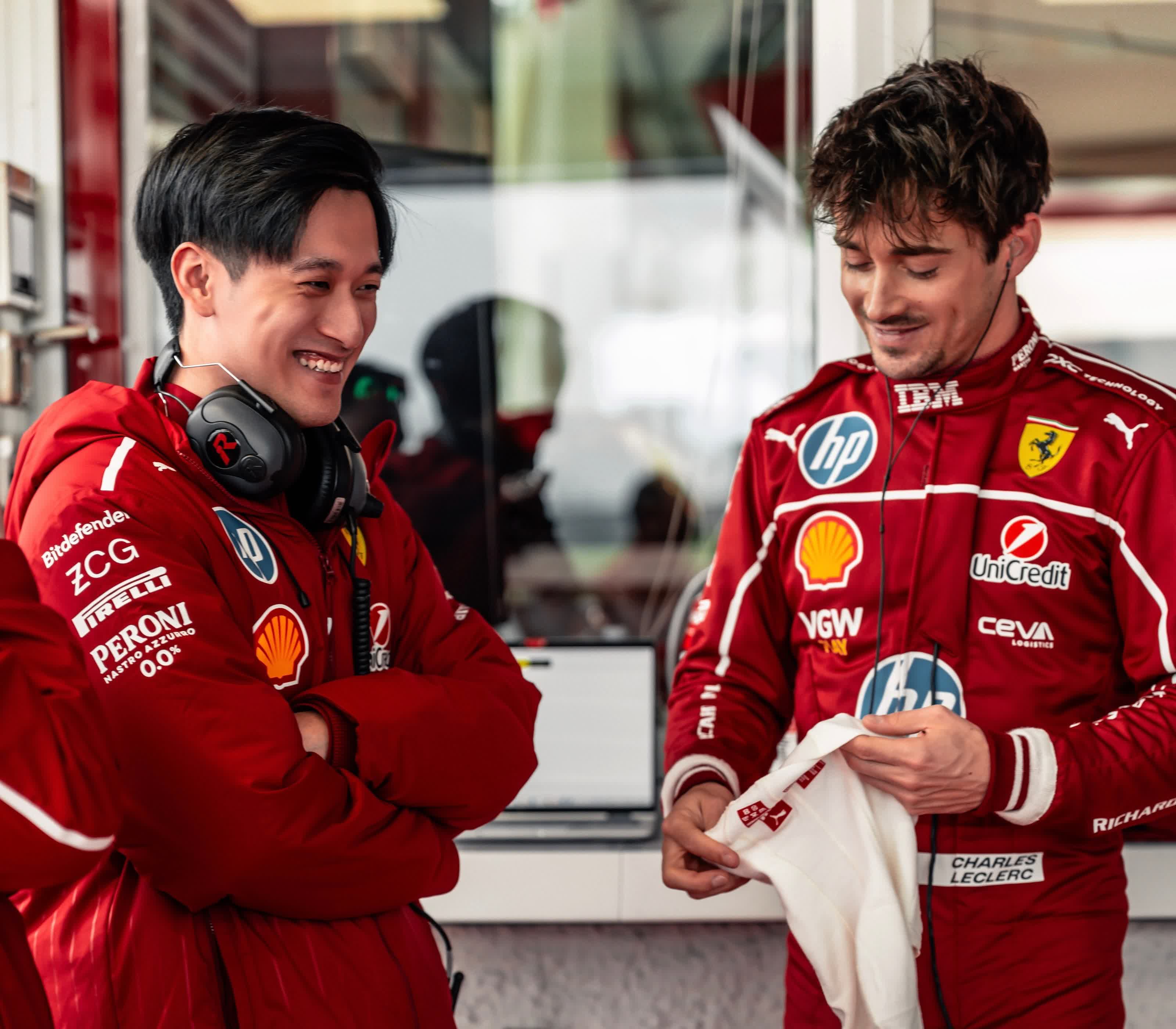 哈斯车队轻取雷诺车队，周冠宇点燃赛场