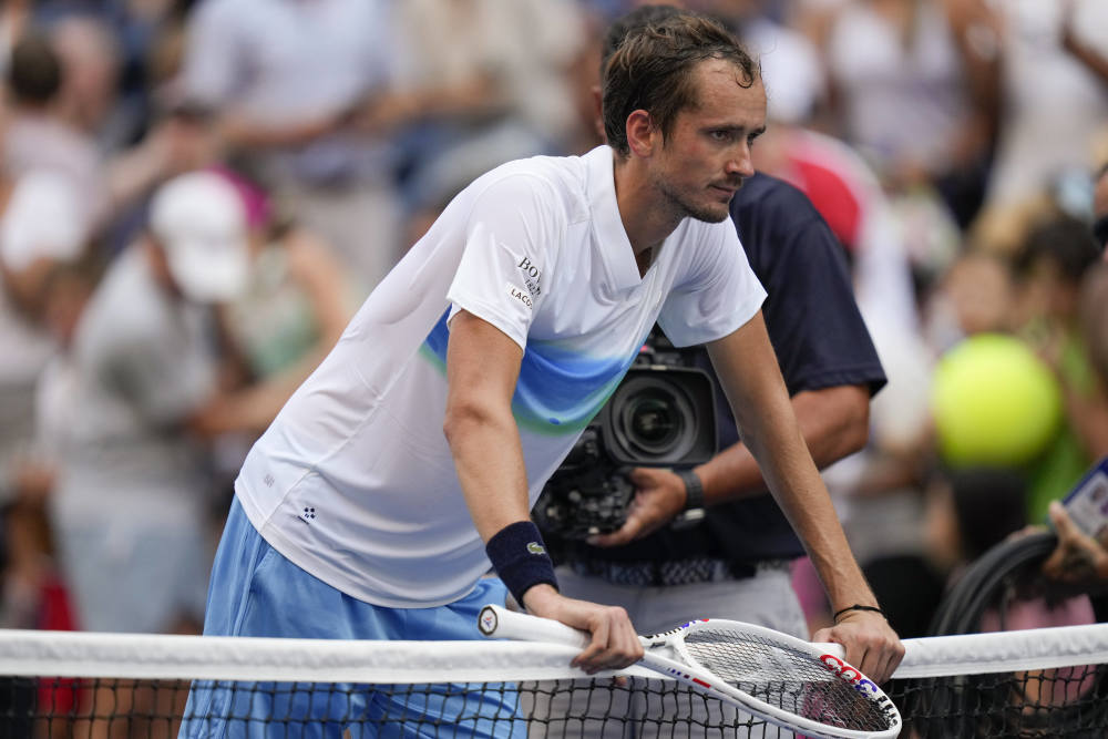 温网完胜年终总决赛，梅德韦杰夫高光表现