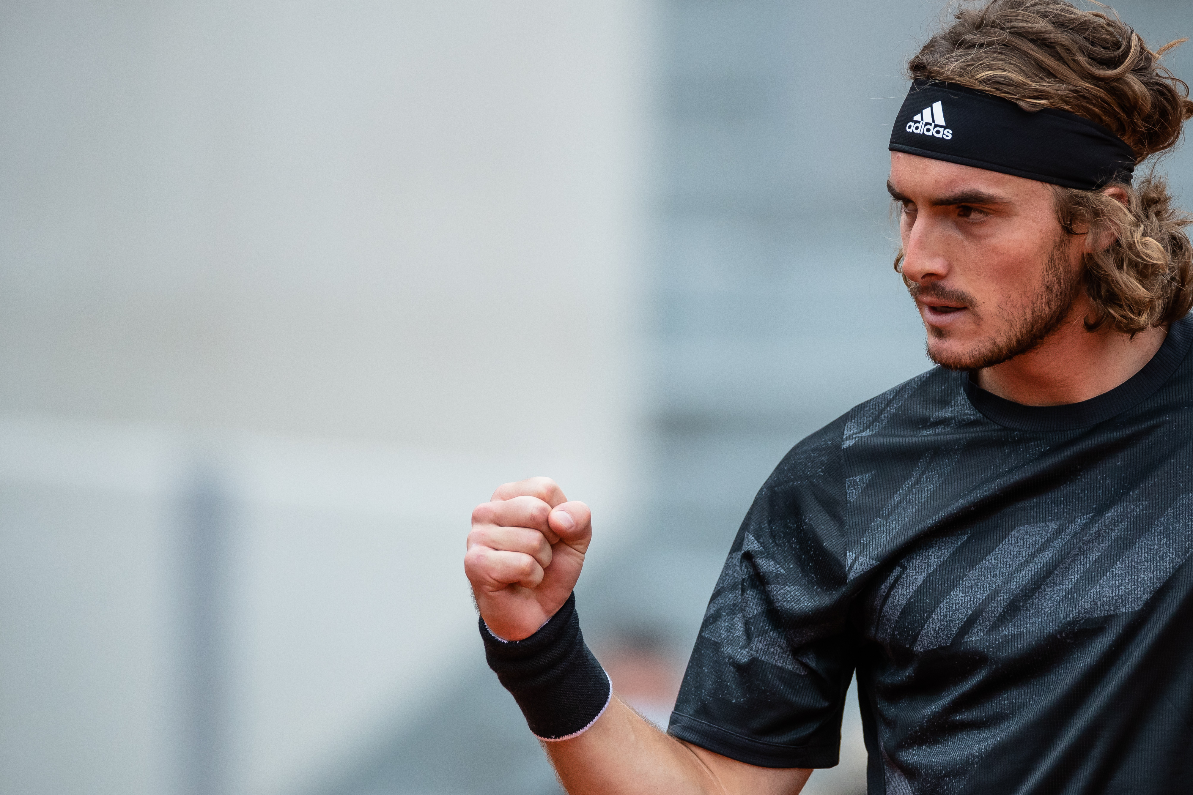 美网横扫法网，西西帕斯统治全场