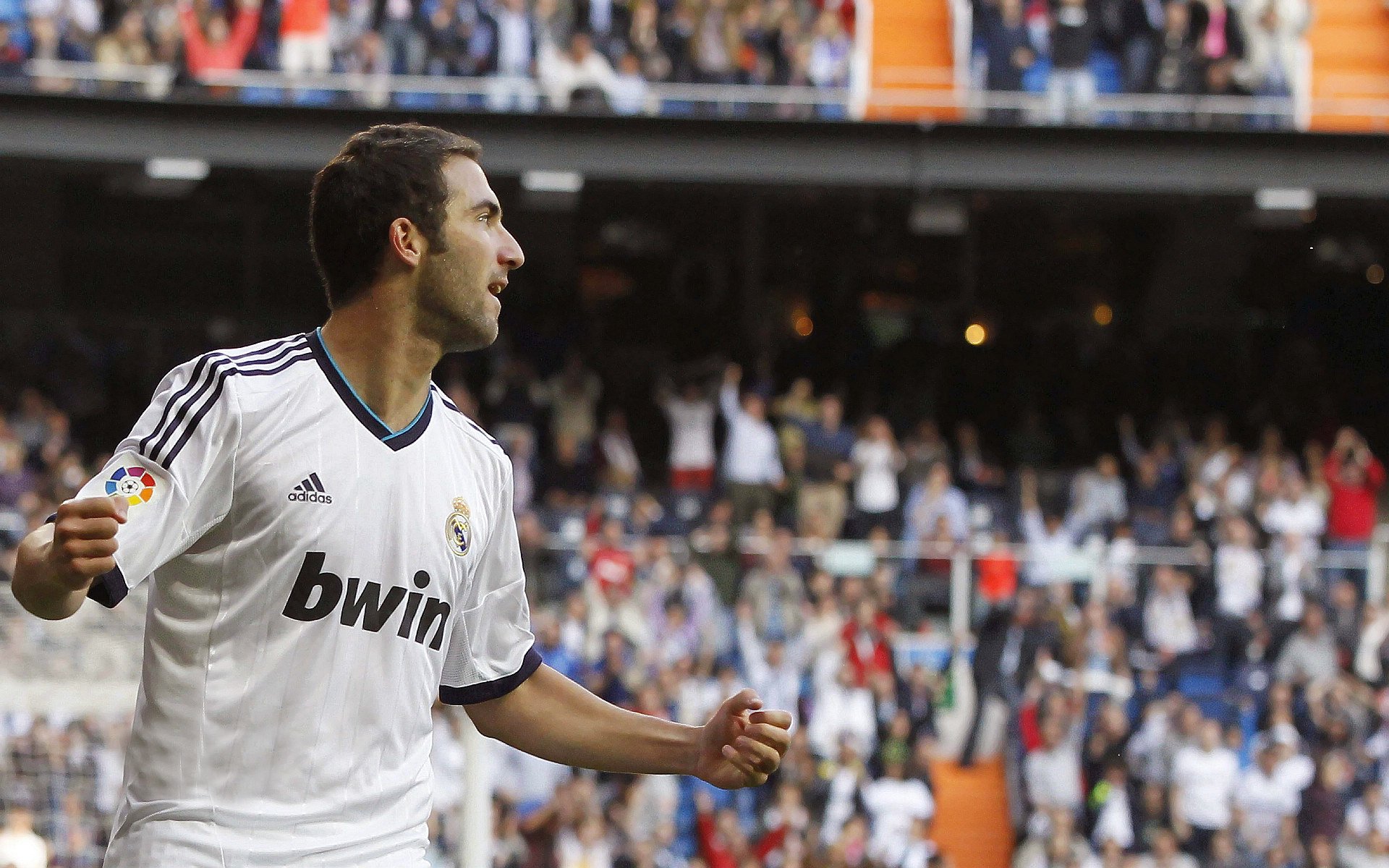 防守艺术与掌控之力,小贾伦如何一手导演掘金锁死深圳的战术棋局