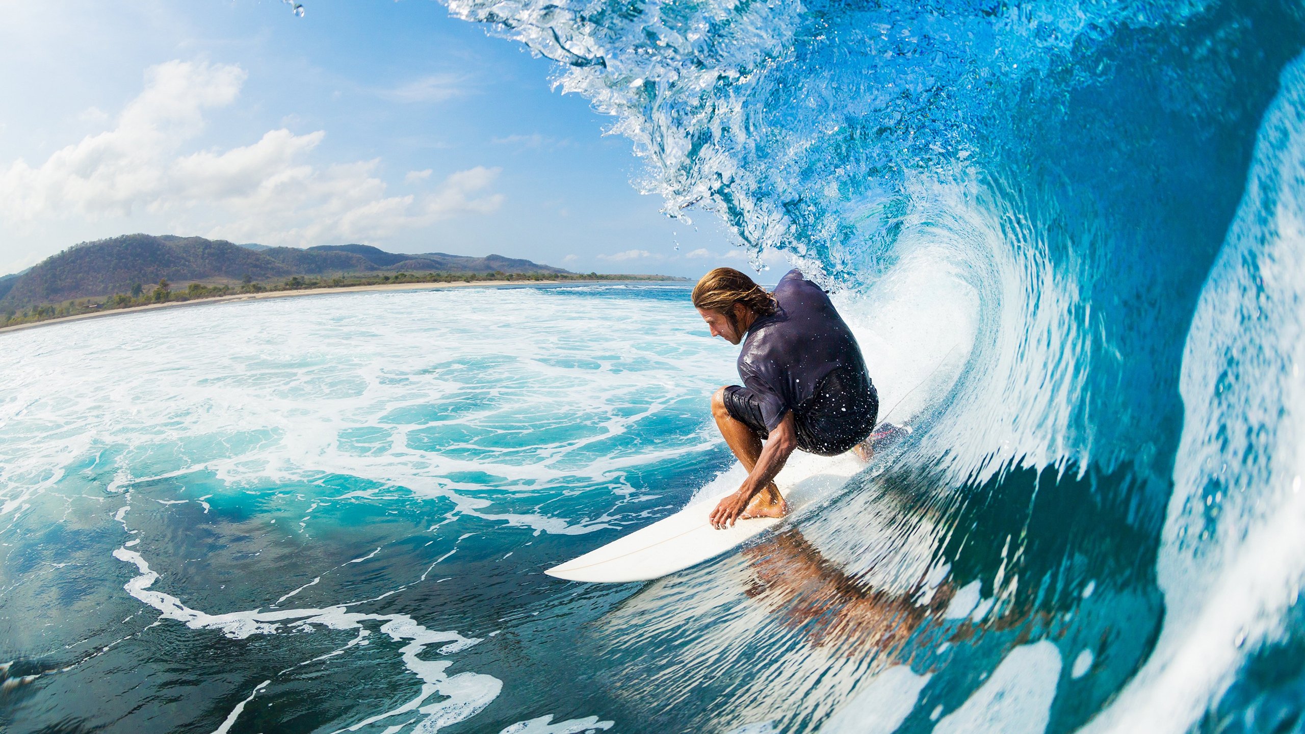 当绿白军团遇上东方巨龙，穆勒的无争议艺术与足球文化的无声对话